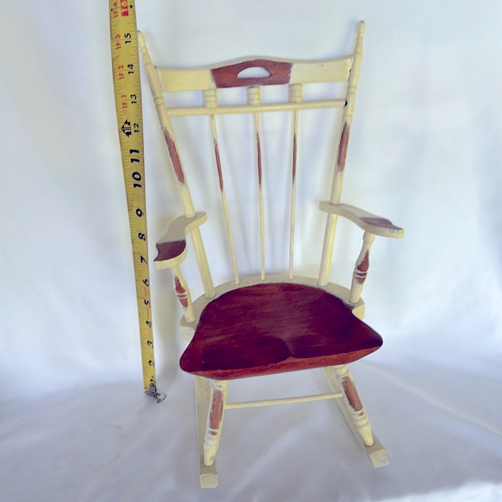 VINTAGE 2001 ETHAN ALLEN FRENCH COUNTRY Wooden Rocking Chair in Cream and Brown - Picture 8 of 10